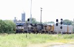 NS 4584 leads train 24X past the signals
